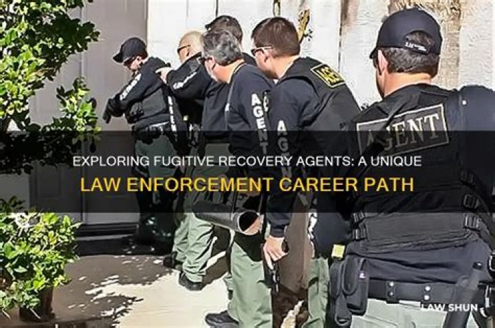 Are fugitive recovery agents police?