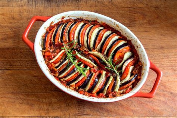 Can ratatouille be served cold?