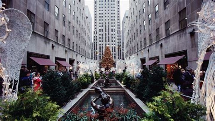 Did john d rockefeller use vertical integration?