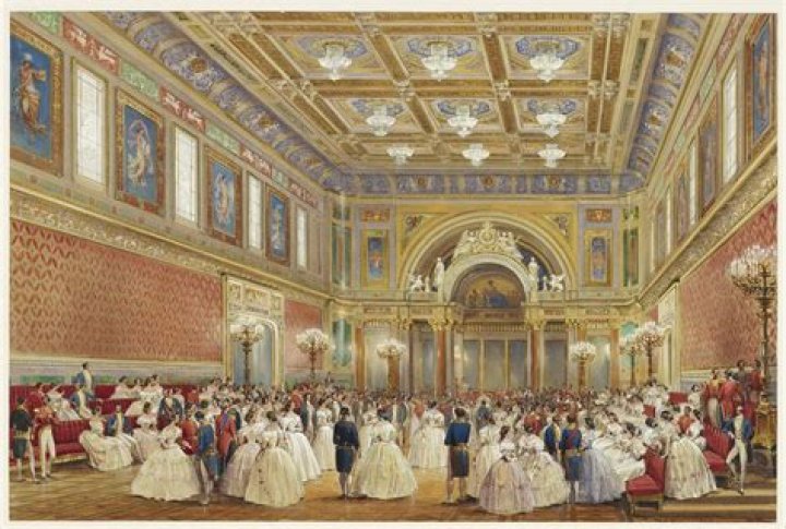Did queen victoria live in buckingham palace?