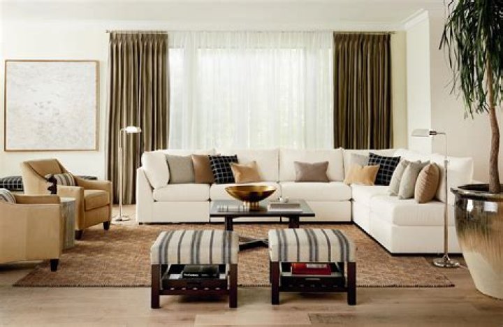 Do furnishings come with hometown?
