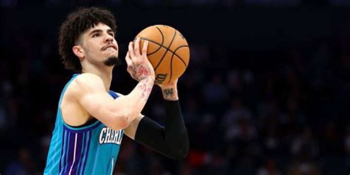 Do lamelo ball start?