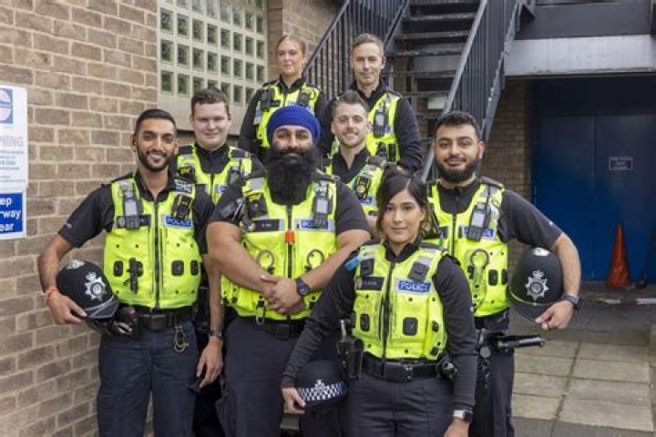 Do the police work for the crown?