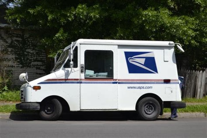 Does post office deliver to houses?