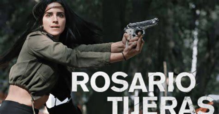 Does rosario tijeras die?