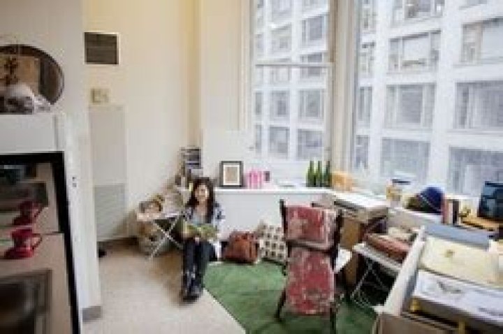 Does saic have dorms?