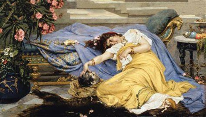 How did fulvia die?