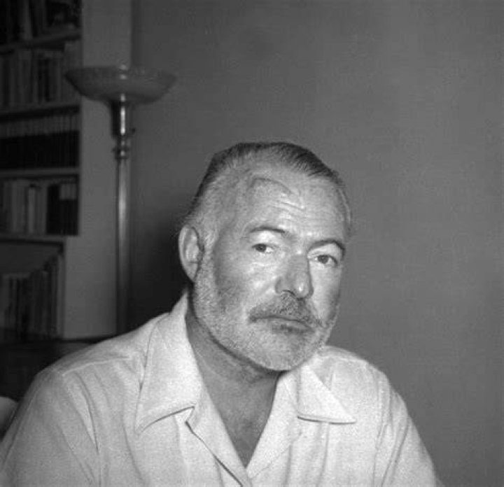 How did hemingway die?