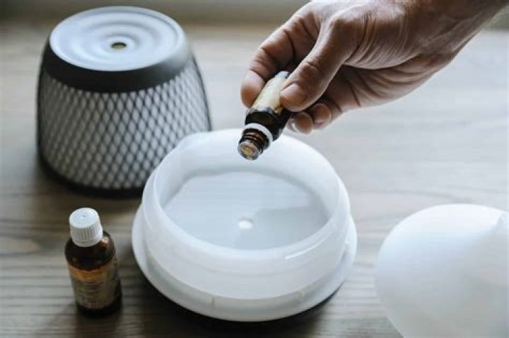 How do oil diffusers work?