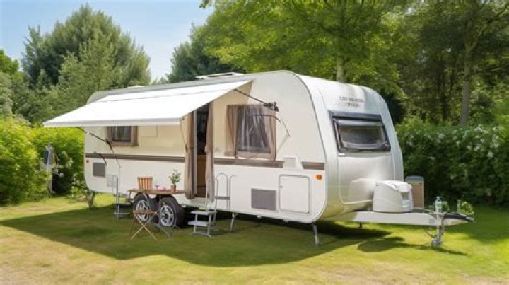How wide is a caravan?