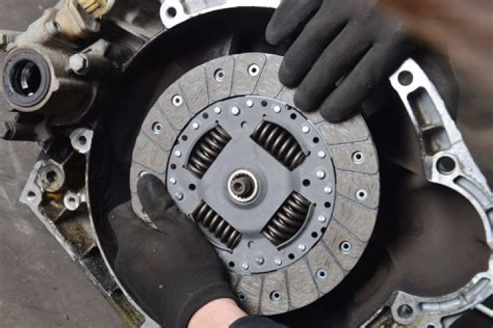 Is clutch judder bad?