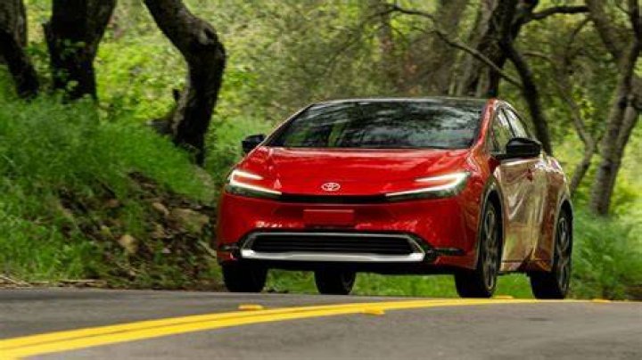 Is prius prime all electric?