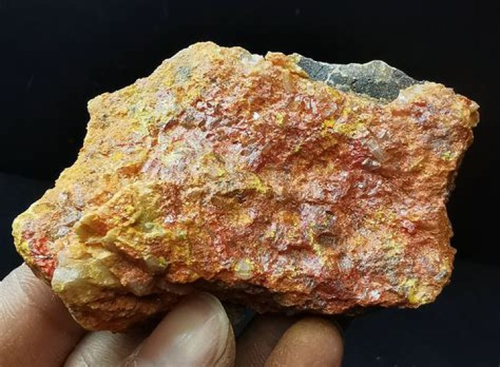 Is realgar a rare mineral?