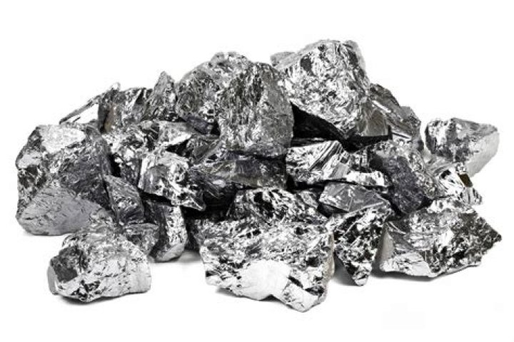 Was aluminum a metalloid?