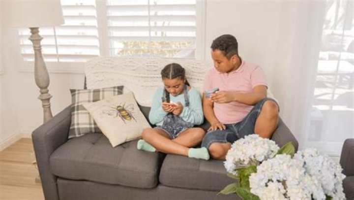 What age can siblings babysit?