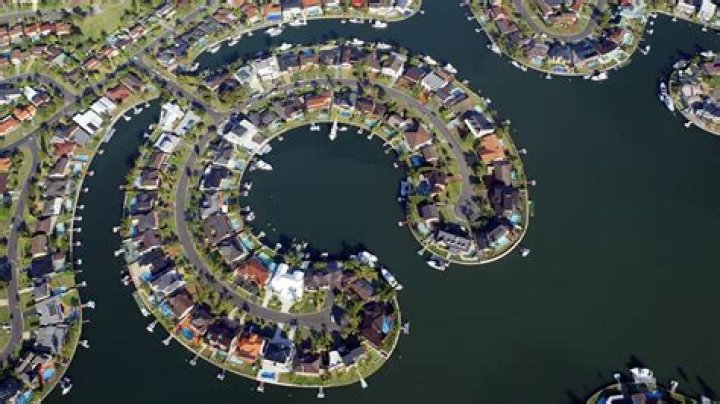 When was sylvania waters built?