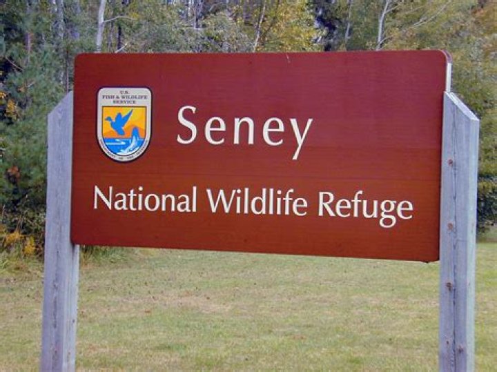 Where is seney national wildlife refuge?