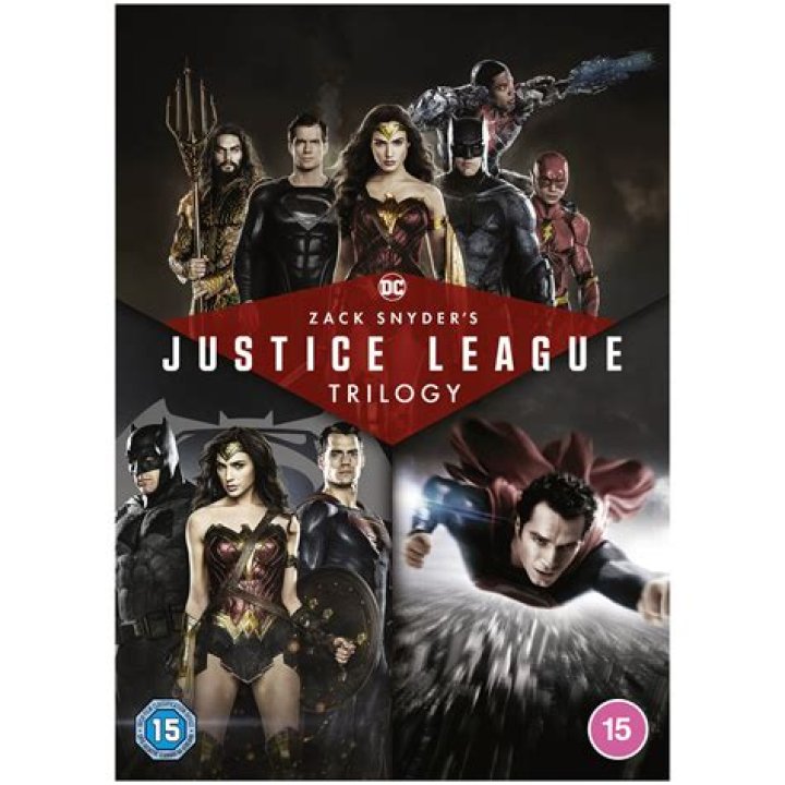 Who disguised as martha kent in justice league?