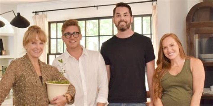 Who is kelsy gray good bones?