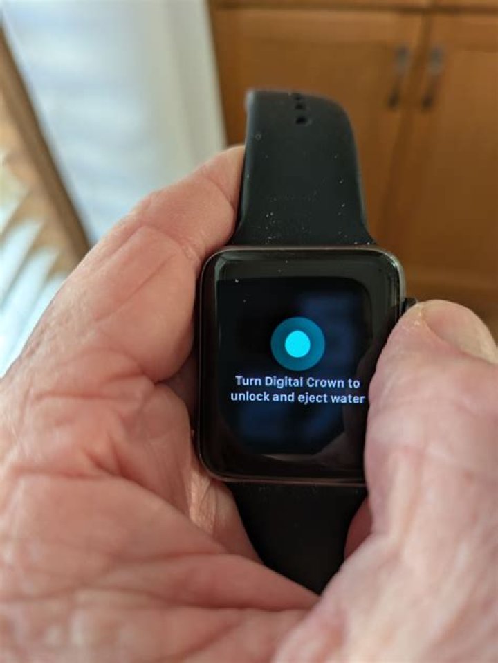 Why doesn't my digital crown work?