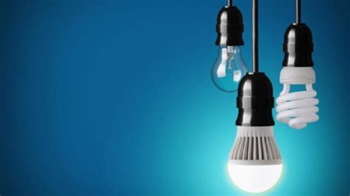 Why is my fluorescent light flashing?